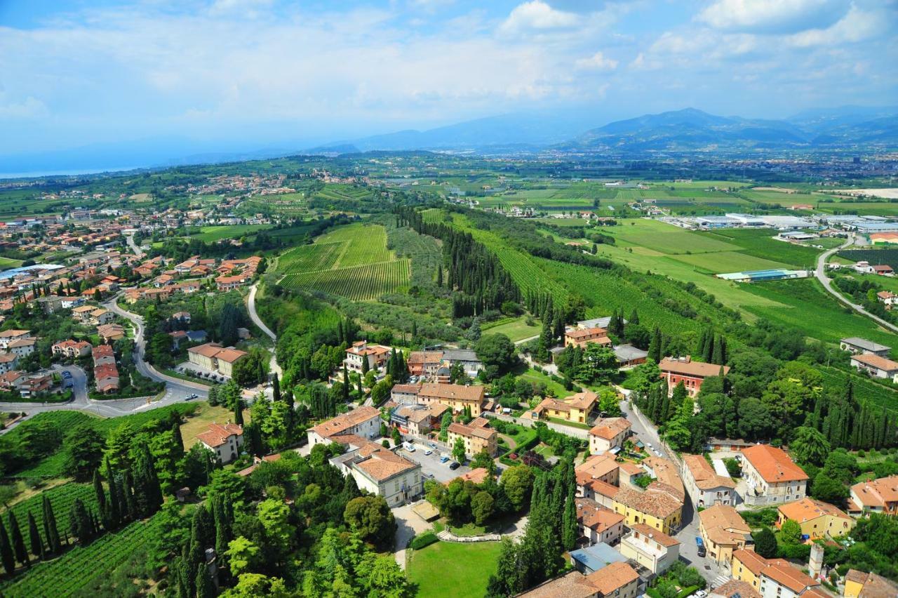 Villa Dei Cipressi Wine Resort Sona Exterior photo